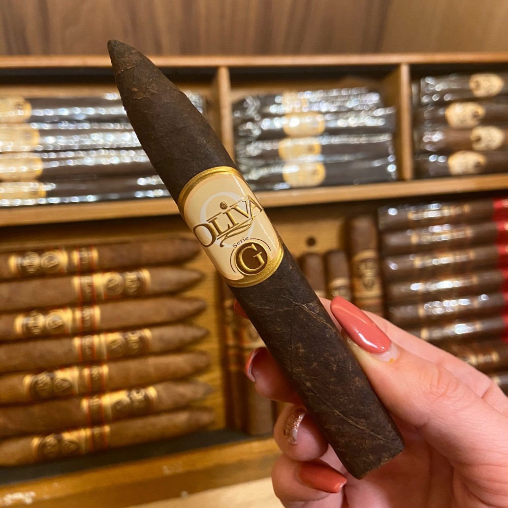 M Cigar Lounge
